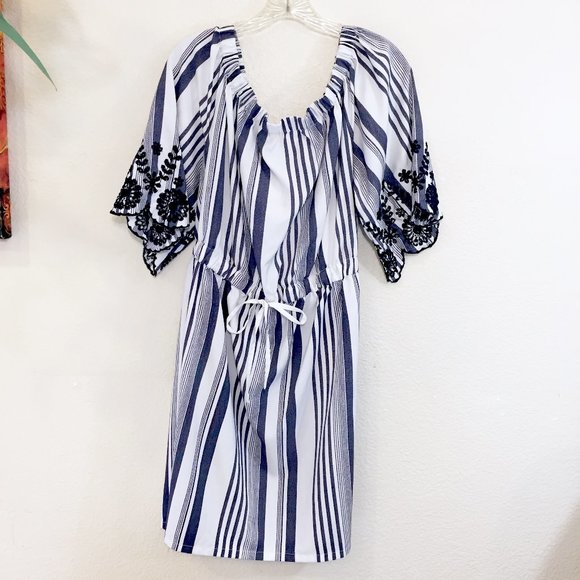 Style House Dresses & Skirts - Style House Plus Size Stripped Dress